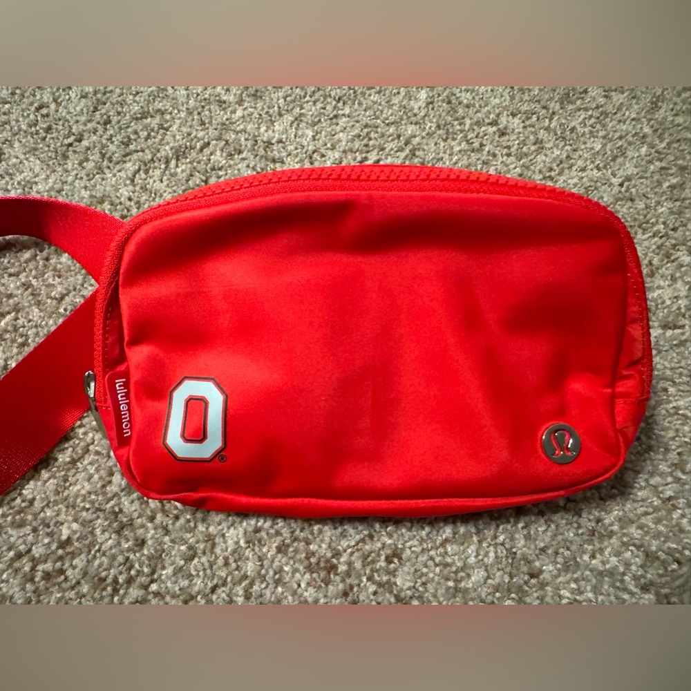 Lululemon OSU Everywhere Belt Bag
